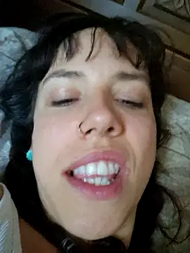 Lyrass online show from December 16, 2025, 9:47 am