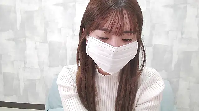 Snapshot of LOVE_MOMO_LOVE chatting on November 11, 2025, 10:37 am LOVE MOMO LOVE online show from November 11, 2025, 10:37 am