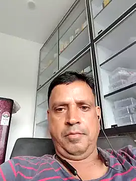 Snapshot of Raj1043 chatting on July 6, 2026, 7:16 am Raj1043 online show from July 6, 2026, 7:16 am