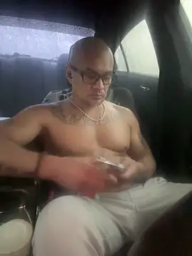 EatMyCake831 online show from February 16, 2026, 4:58 pm