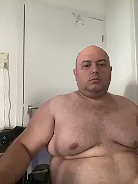 BigromeoXX online show from November 30, 2025, 9:57 am