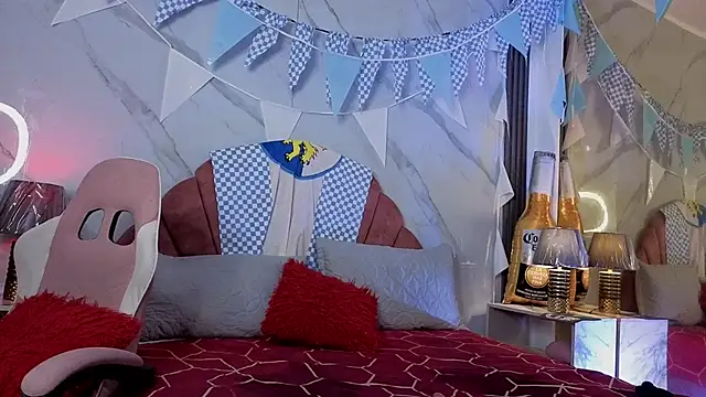 Snapshot of Layla_Cullen chatting on October 1, 2025, 7:31 pm Layla Cullen online show from October 1, 2025, 7:31 pm