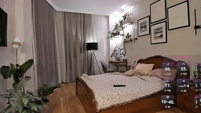 NicoleLuv online show from February 26, 2026, 4:50 pm