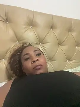 NatashaBenetti online show from April 1, 2026, 1:17 am