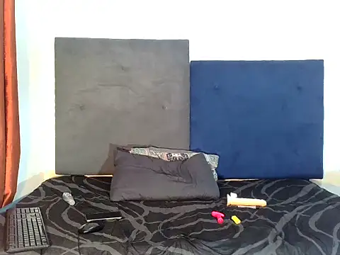 ReginaStar16 online show from March 9, 2025, 11:46 pm