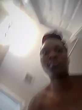 Snapshot of honeybrow chatting on February 18, 2026, 2:46 pm honeybrow online show from February 18, 2026, 2:46 pm