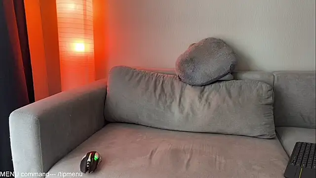 Adam misti online show from April 8, 2026, 6:13 am