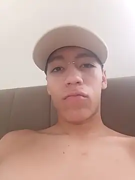 Snapshot of CRYBYT9 chatting on September 14, 2025, 3:11 pm CRYBYT9 online show from September 14, 2025, 3:11 pm