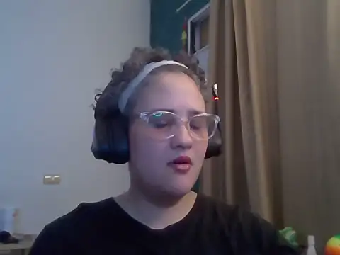 lolalicious 7583 online show from January 19, 2026, 2:04 am