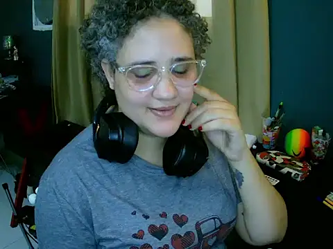 lolalicious 7583 online show from February 7, 2026, 8:12 pm