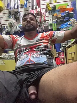 Snapshot of Sheik_z_o chatting on October 27, 2025, 4:55 pm Sheik z o online show from October 27, 2025, 4:55 pm