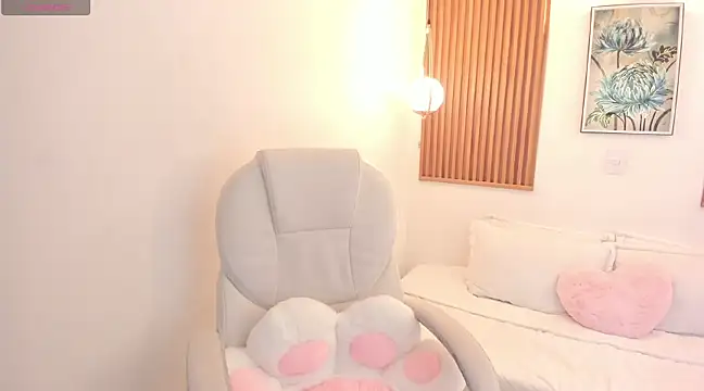 Snapshot of smallgiant27 chatting on March 16, 2025, 7:59 am smallgiant27 online show from March 16, 2025, 7:59 am