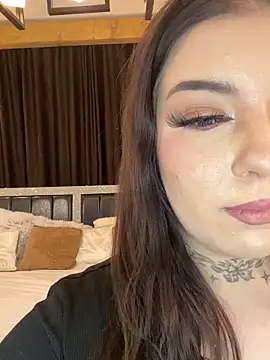 EmaSky online show from November 7, 2025, 8:20 pm