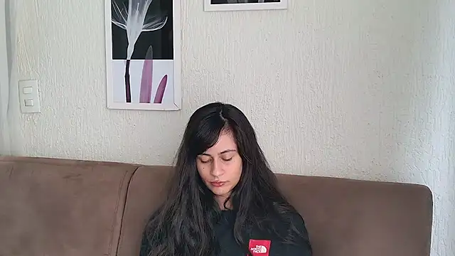 Blue butterfly online show from February 2, 2025, 2:24 pm