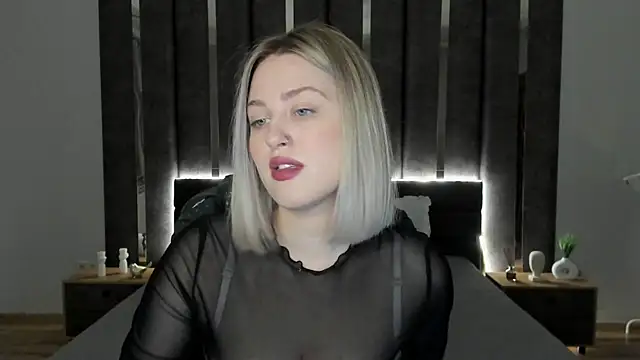 Snapshot of _Sarah_Soul_ chatting on January 19, 2025, 12:49 am Sarah Soul online show from January 19, 2025, 12:49 am