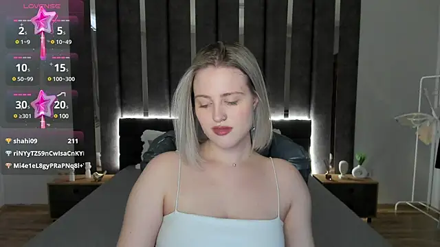 Snapshot of _Sarah_Soul_ chatting on January 23, 2025, 7:00 am Sarah Soul online show from January 23, 2025, 7:00 am