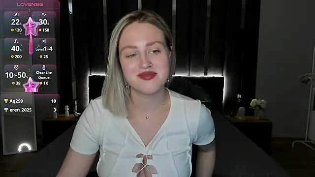 Snapshot of _Sarah_Soul_ chatting on February 12, 2025, 3:51 am Sarah Soul online show from February 12, 2025, 3:51 am