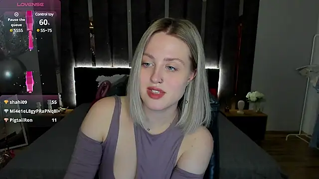 Snapshot of _Sarah_Soul_ chatting on February 26, 2025, 6:58 am Sarah Soul online show from February 26, 2025, 6:58 am