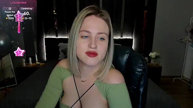 Snapshot of _Sarah_Soul_ chatting on February 27, 2025, 12:54 am Sarah Soul online show from February 27, 2025, 12:54 am