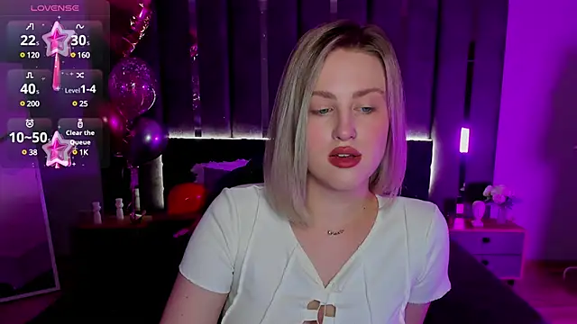 Snapshot of _Sarah_Soul_ chatting on March 6, 2025, 12:54 am Sarah Soul online show from March 6, 2025, 12:54 am