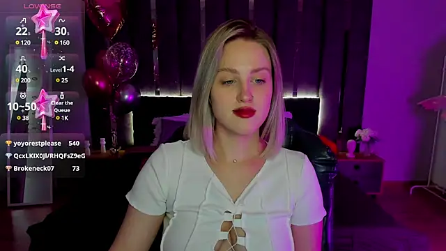 Snapshot of _Sarah_Soul_ chatting on March 8, 2025, 7:05 am Sarah Soul online show from March 8, 2025, 7:05 am