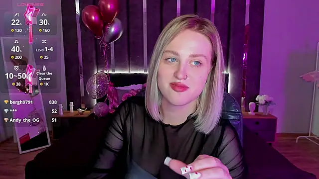 Snapshot of _Sarah_Soul_ chatting on March 12, 2025, 7:13 am Sarah Soul online show from March 12, 2025, 7:13 am