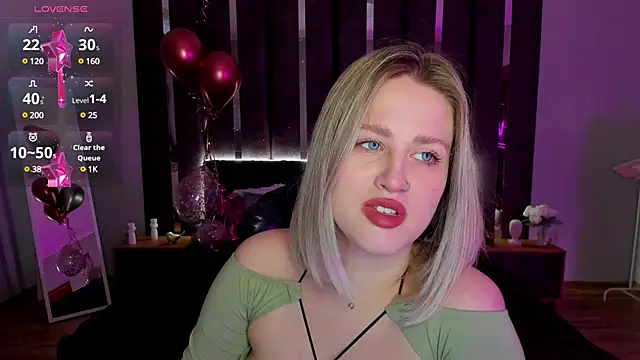 Snapshot of _Sarah_Soul_ chatting on March 13, 2025, 1:10 am Sarah Soul online show from March 13, 2025, 1:10 am