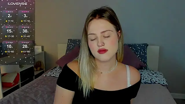 Snapshot of _Sarah_Soul_ chatting on September 9, 2025, 1:38 am Sarah Soul online show from September 9, 2025, 1:38 am