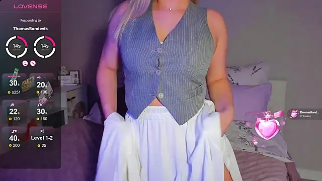 Snapshot of _Sarah_Soul_ chatting on October 26, 2025, 12:27 am Sarah Soul online show from October 26, 2025, 12:27 am