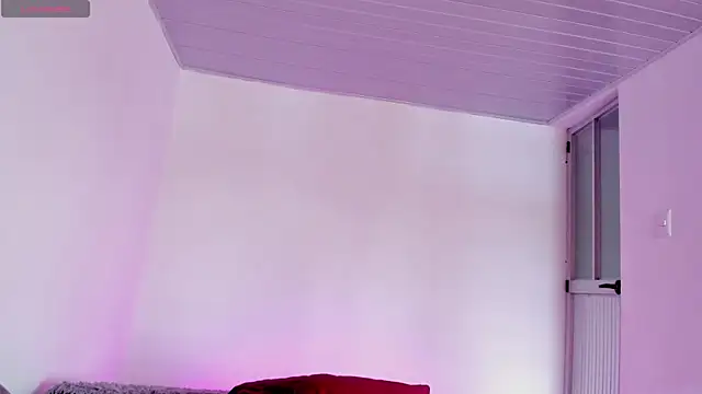 Cloesweet 1 online show from April 16, 2026, 6:41 pm