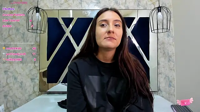  alaia collway  online show from December 2, 2024, 3:36 pm