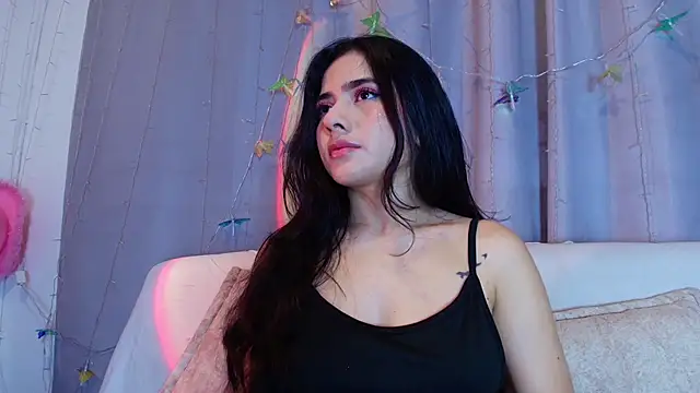 adara johnson   online show from February 21, 2026, 11:44 am