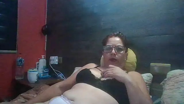 Snapshot of TRISH_MILF chatting on December 10, 2024, 9:44 am TRISH MILF online show from December 10, 2024, 9:44 am