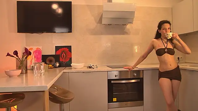 AngellaRoss online show from March 4, 2026, 7:20 pm