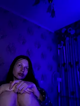 Starry Siren online show from December 2, 2024, 8:11 pm