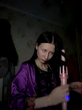 Starry Siren online show from November 1, 2025, 6:10 pm