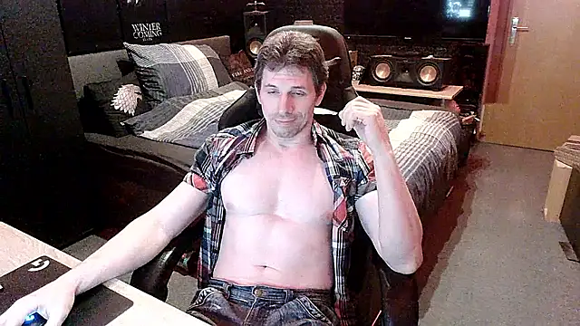 dreamwallker21 online show from March 27, 2026, 8:41 pm