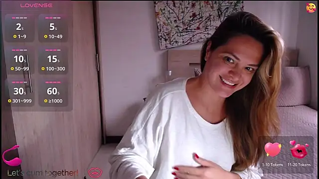 ParisW online show from February 2, 2026, 9:57 pm