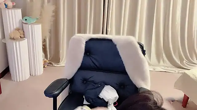 Snapshot of Daisy-77 chatting on March 21, 2025, 6:18 pm Daisy-77 online show from March 21, 2025, 6:18 pm