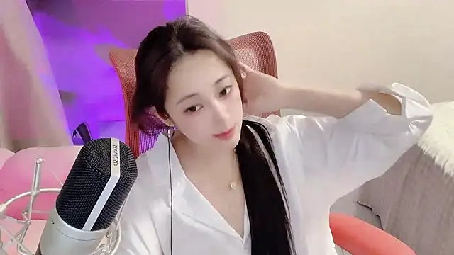 Snapshot of Daisy-77 chatting on September 14, 2025, 6:51 pm Daisy-77 online show from September 14, 2025, 6:51 pm