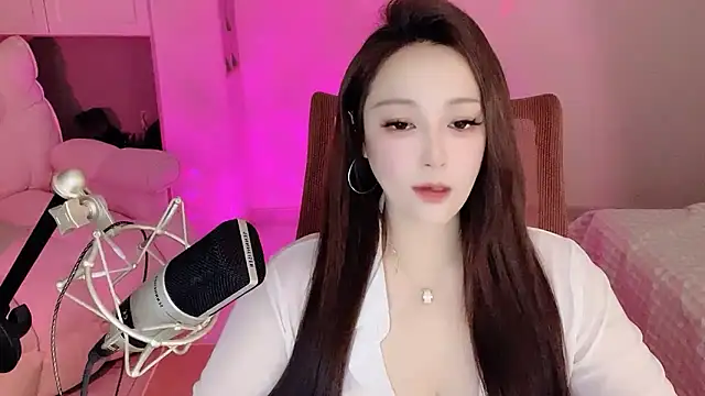 Snapshot of Daisy-77 chatting on October 22, 2025, 12:05 pm Daisy-77 online show from October 22, 2025, 12:05 pm