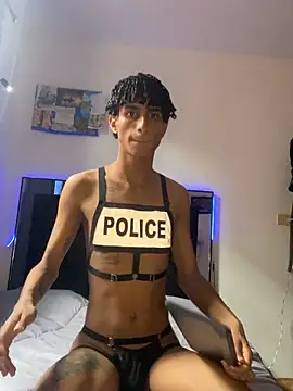 derreck models online show from February 10, 2026, 8:24 pm