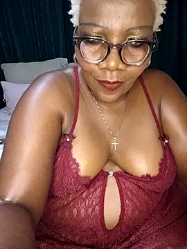 dirasweetlipsxx online show from March 9, 2026, 6:45 pm