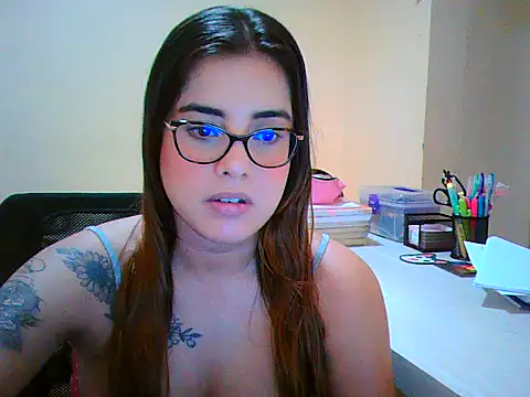 maliamiller online show from March 19, 2026, 7:23 am