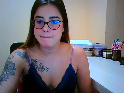 maliamiller online show from March 28, 2026, 9:42 am