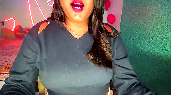 Snapshot of expression_queen chatting on February 25, 2025, 6:09 pm expression queen online show from February 25, 2025, 6:09 pm