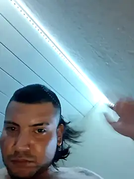 Snapshot of KeptupHack chatting on September 26, 2025, 9:02 am KeptupHack online show from September 26, 2025, 9:02 am