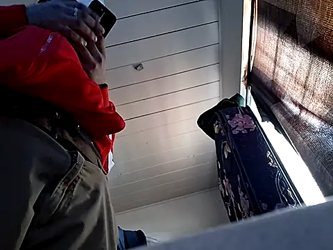 Snapshot of KeptupHack chatting on October 14, 2025, 8:20 pm KeptupHack online show from October 14, 2025, 8:20 pm