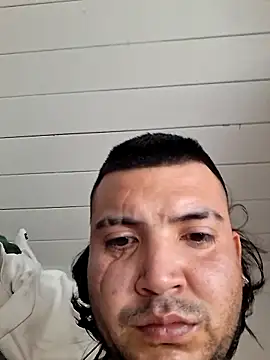 Snapshot of KeptupHack chatting on October 26, 2025, 6:25 pm KeptupHack online show from October 26, 2025, 6:25 pm