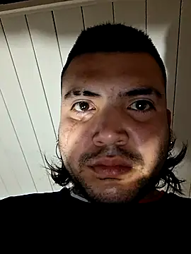 Snapshot of KeptupHack chatting on October 28, 2025, 12:41 pm KeptupHack online show from October 28, 2025, 12:41 pm